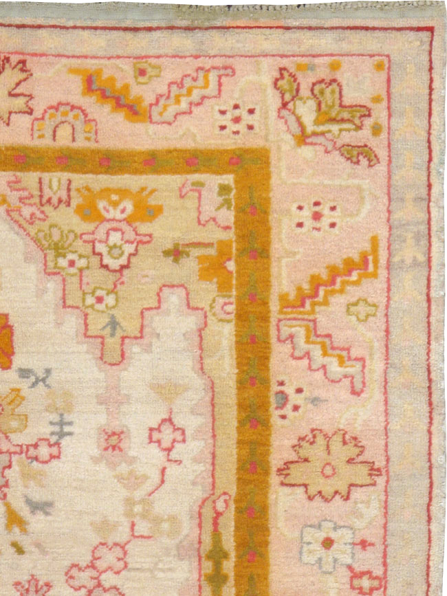 Antique Turkish Oushak Rug, No.9640 - Gsblank