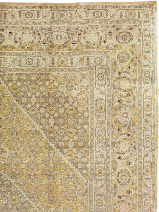 Antique Persian Tabriz Carpet, No.9669 - Gsblank