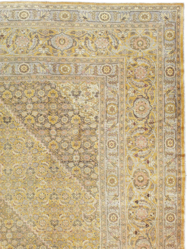 Antique Persian Tabriz Carpet, No.9669 - Gsblank