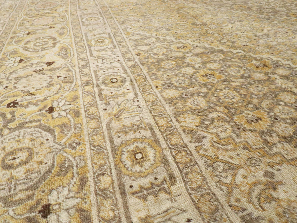 Antique Persian Tabriz Carpet, No.9669 - Gsblank