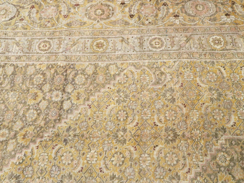 Antique Persian Tabriz Carpet, No.9669 - Gsblank