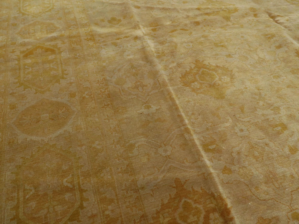 Antique Indian Lahore Square Carpet, No.9726 - Gsblank