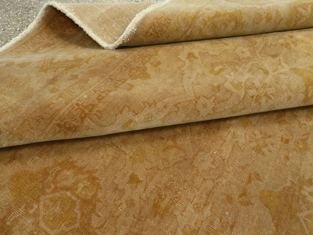 Antique Indian Lahore Square Carpet, No.9726 - Gsblank