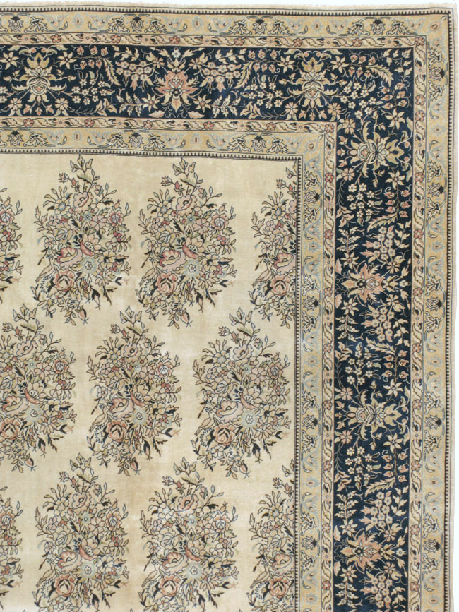 Semi-Antique Tabriz Carpet, No.9735 - Gsblank