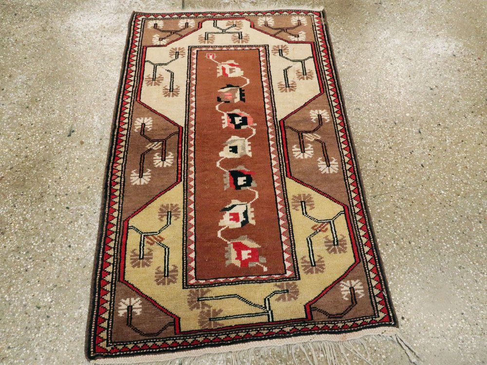 Vintage Turkish Anatolian Rug, No.9827 - Gsblank