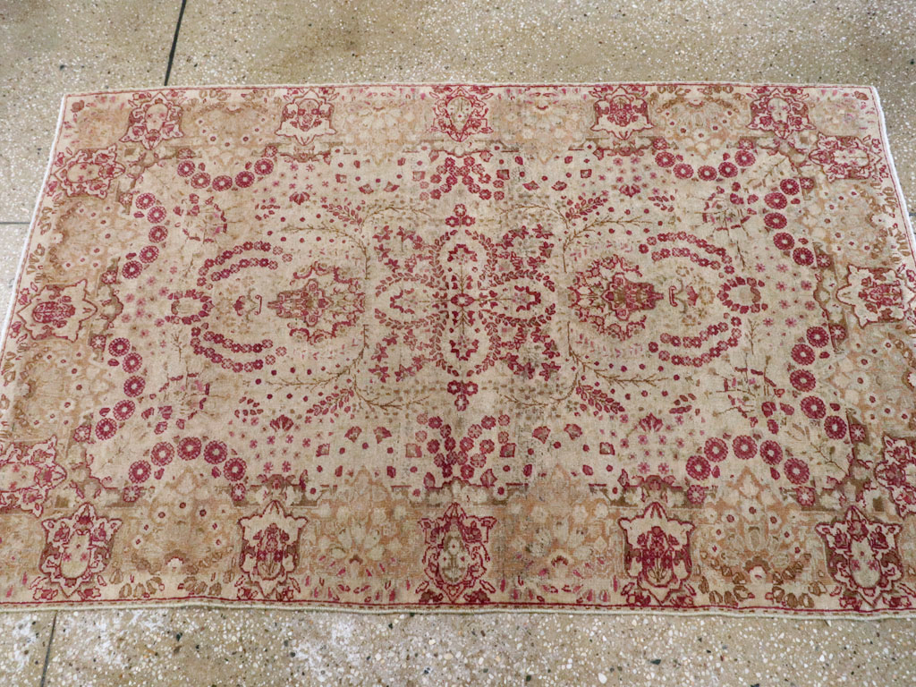 Antique Persian Lavar Kerman Rug, No.9830 - Gsblank