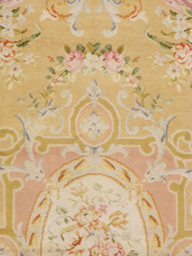 Vintage European Savonnerie Carpet, No.9835 - Gsblank