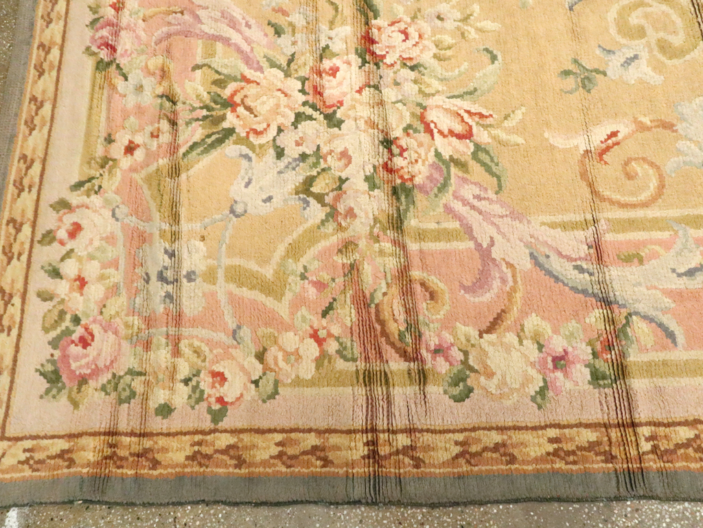 Vintage European Savonnerie Carpet, No.9835 - Gsblank