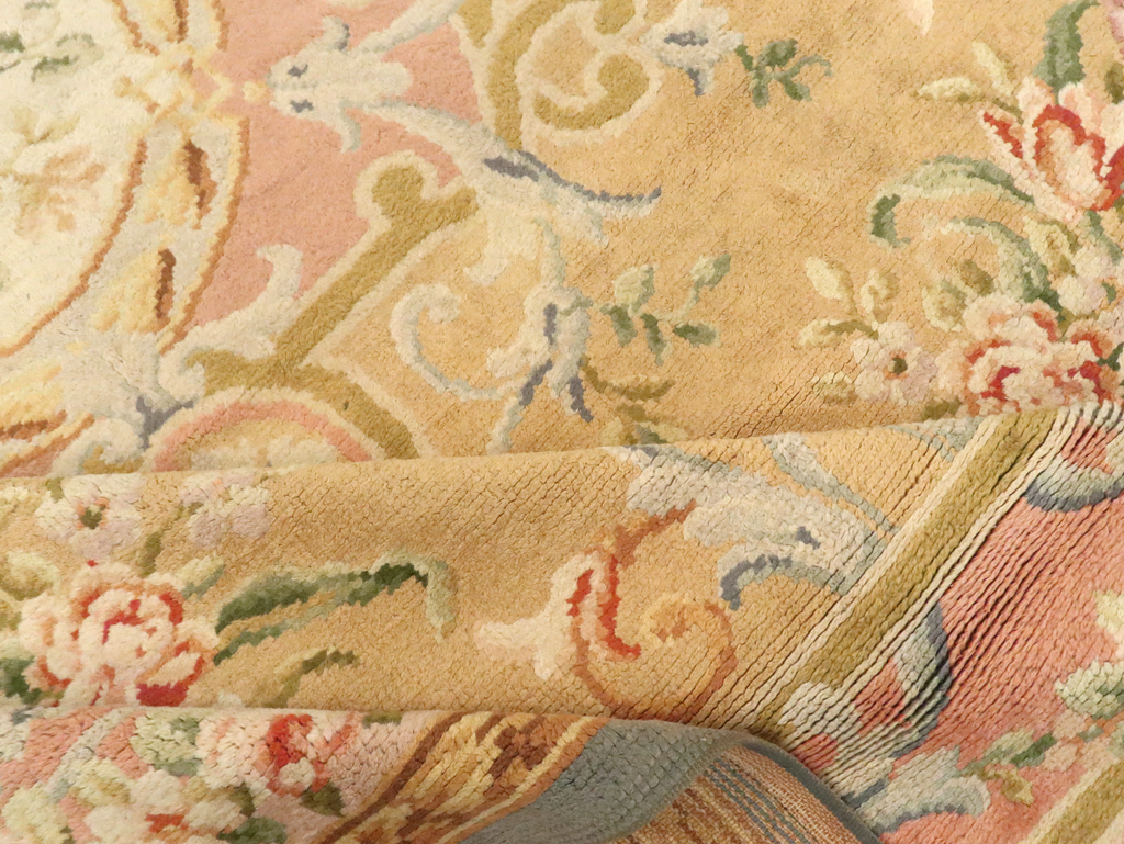 Vintage European Savonnerie Carpet, No.9835 - Gsblank
