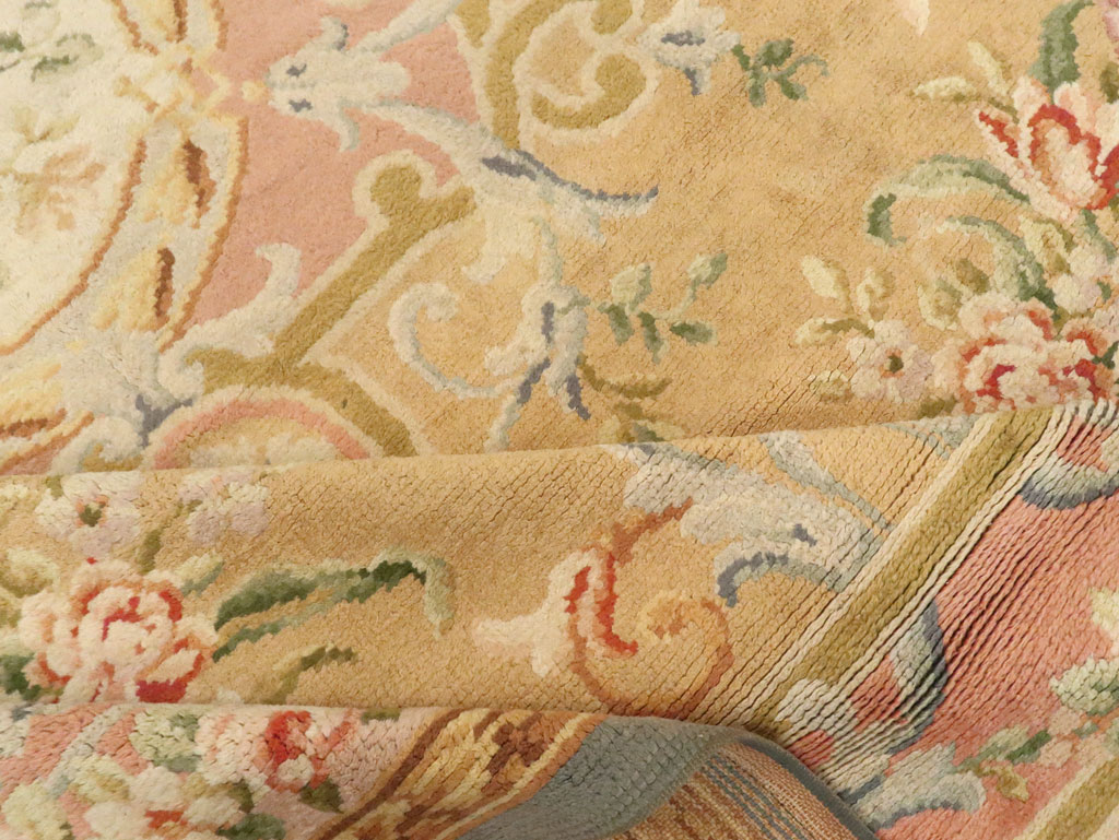 Vintage European Savonnerie Carpet, No.9835 - Gsblank