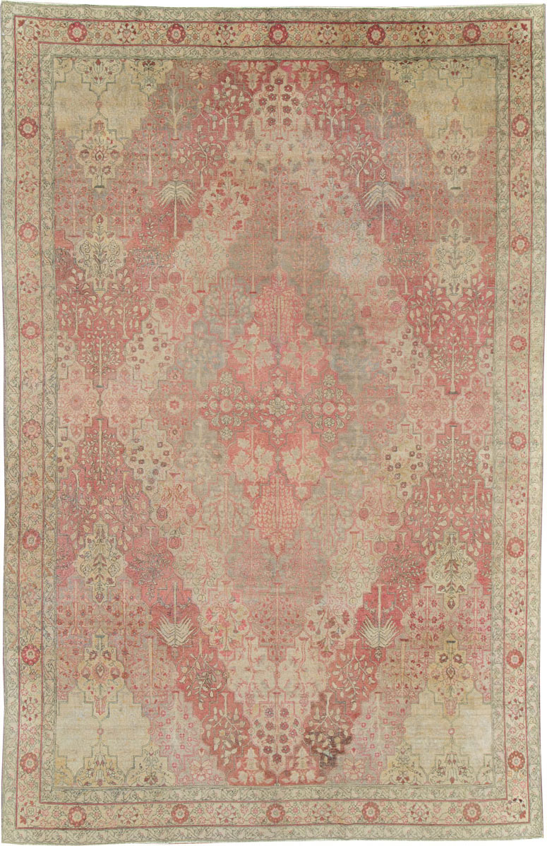 Antique Herekeh Carpet, No.9899 - Gsblank