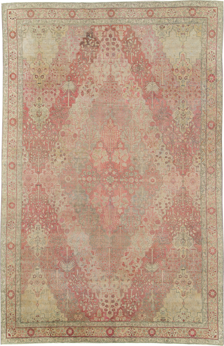 Antique Herekeh Carpet, No.9899 - Gsblank