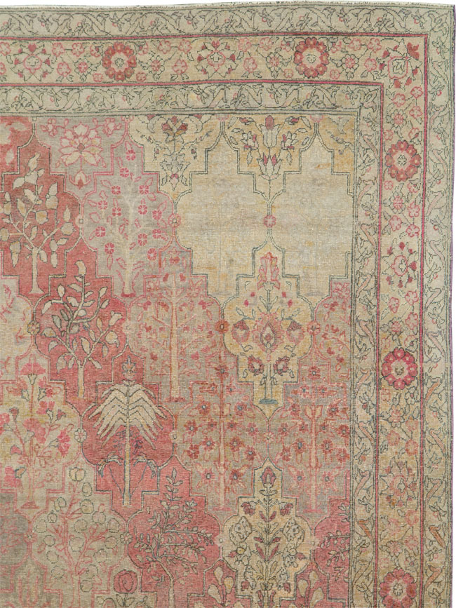 Antique Herekeh Carpet, No.9899 - Gsblank