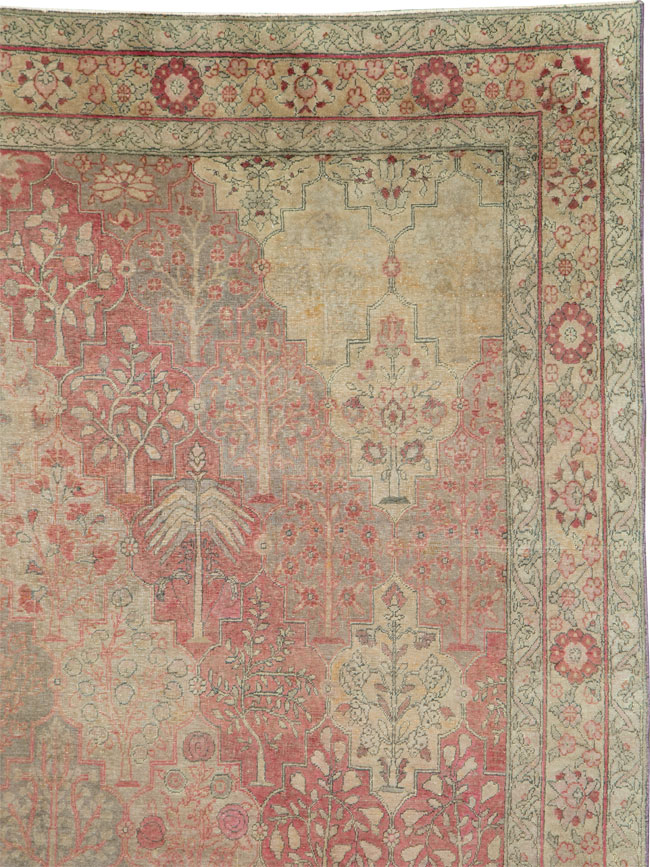 Antique Herekeh Carpet, No.9899 - Gsblank