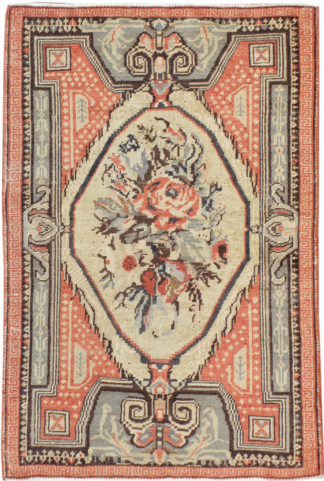 A Ghiordes Rug, No.9936 - Gsblank