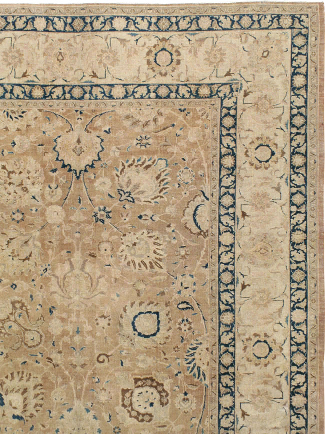 Antique Persian Tabriz Carpet, No.9985 - Gsblank